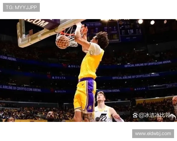 詹姆斯再度领衔湖人迎战勇士 揭示新赛季两队的关键对决看点